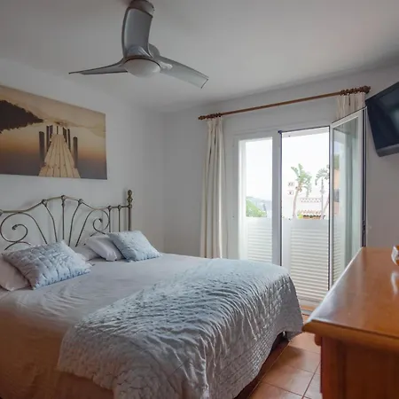 Panoramic Sea View Oasis Holiday home
