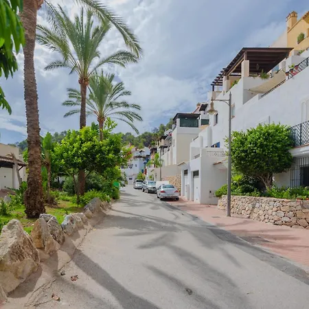 Panoramic Sea View Oasis